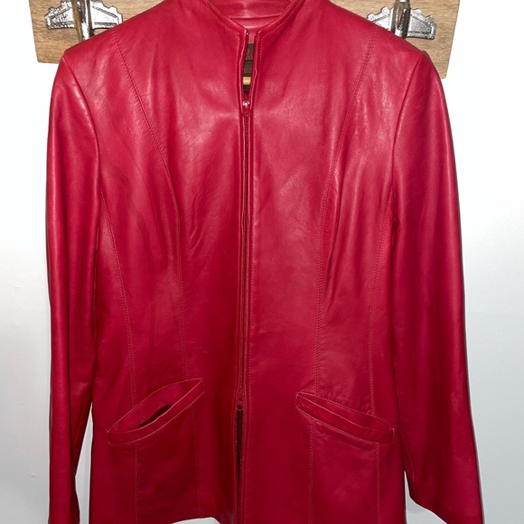 Red Leather women’s Jacket - Picture 4 of 6